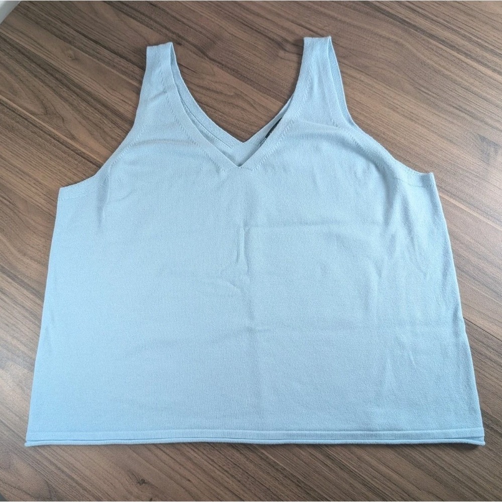 Banana Republic Light Blue Sweater Tank Top XL Sleeveless V-Neck Knit Boho Beach